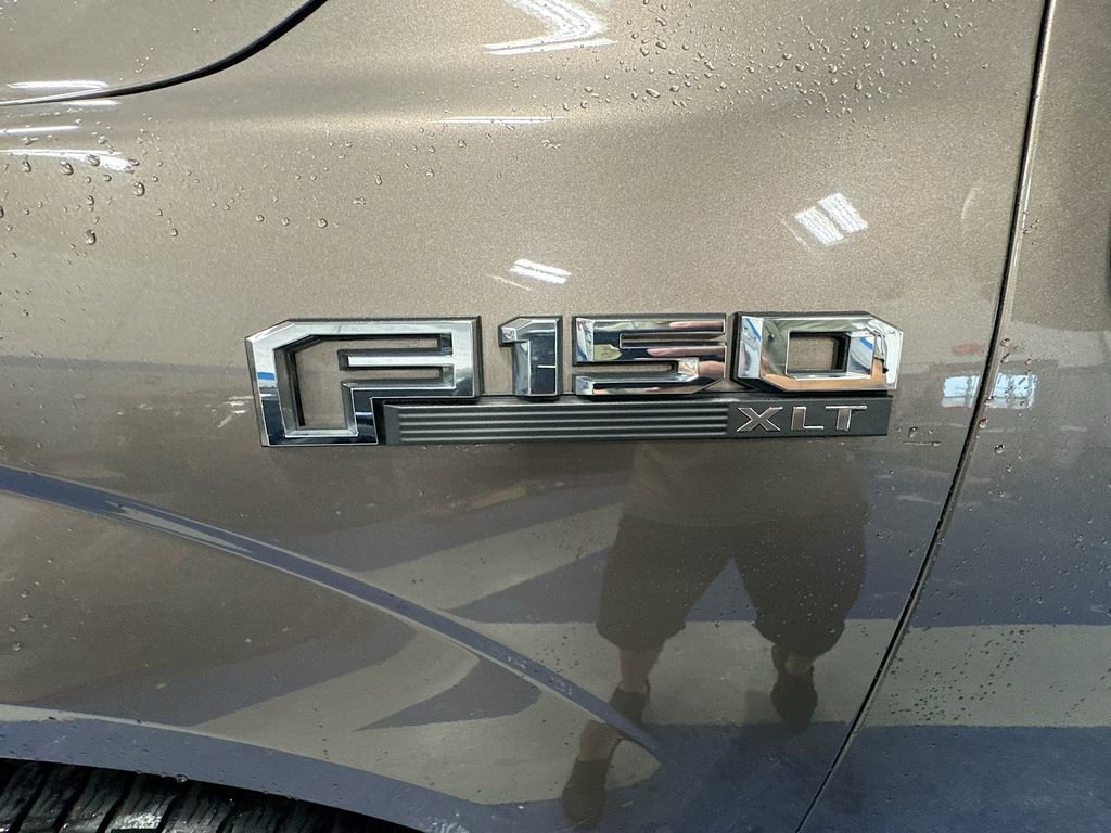 Used 2018  Ford XL image 34