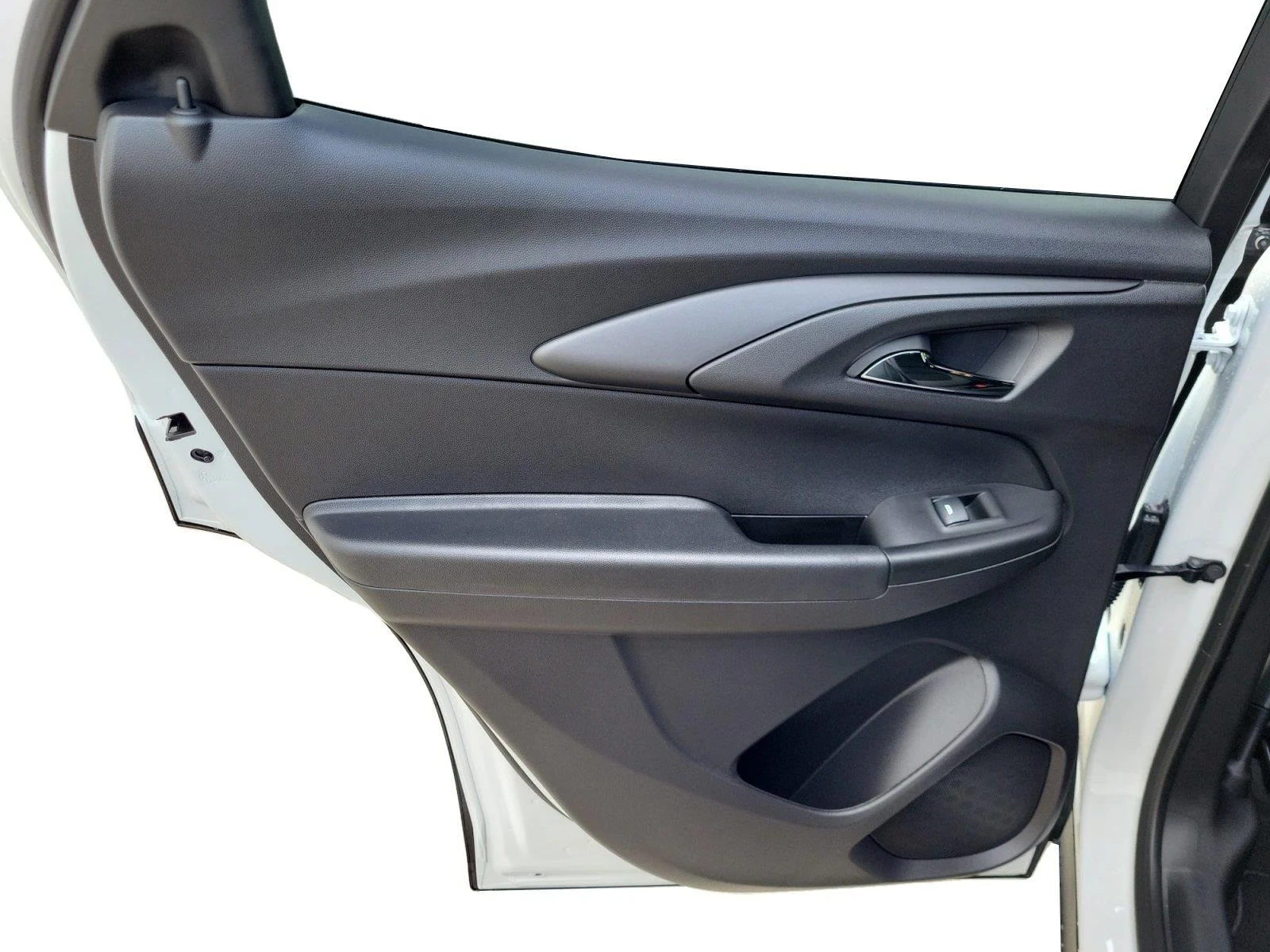 Used 2025 Iridescent Pearl Tricoat Chevrolet ACTIV image 16