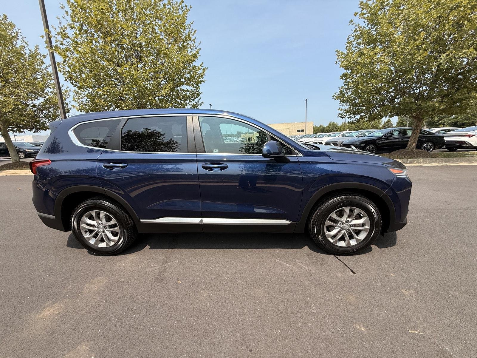 Used 2019 Stormy Sea Hyundai SE image 4