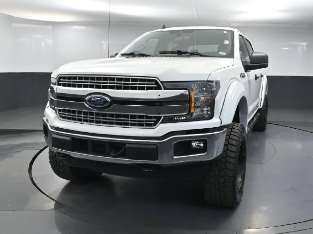 Used 2020 White Ford XLT image 9
