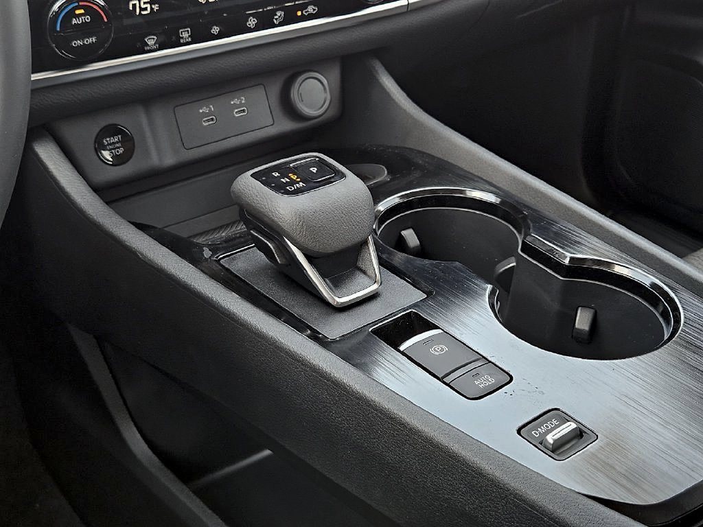 New 2026 Super Black Nissan SV image 17