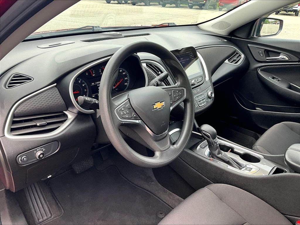 Used 2024 Red Chevrolet LT image 8