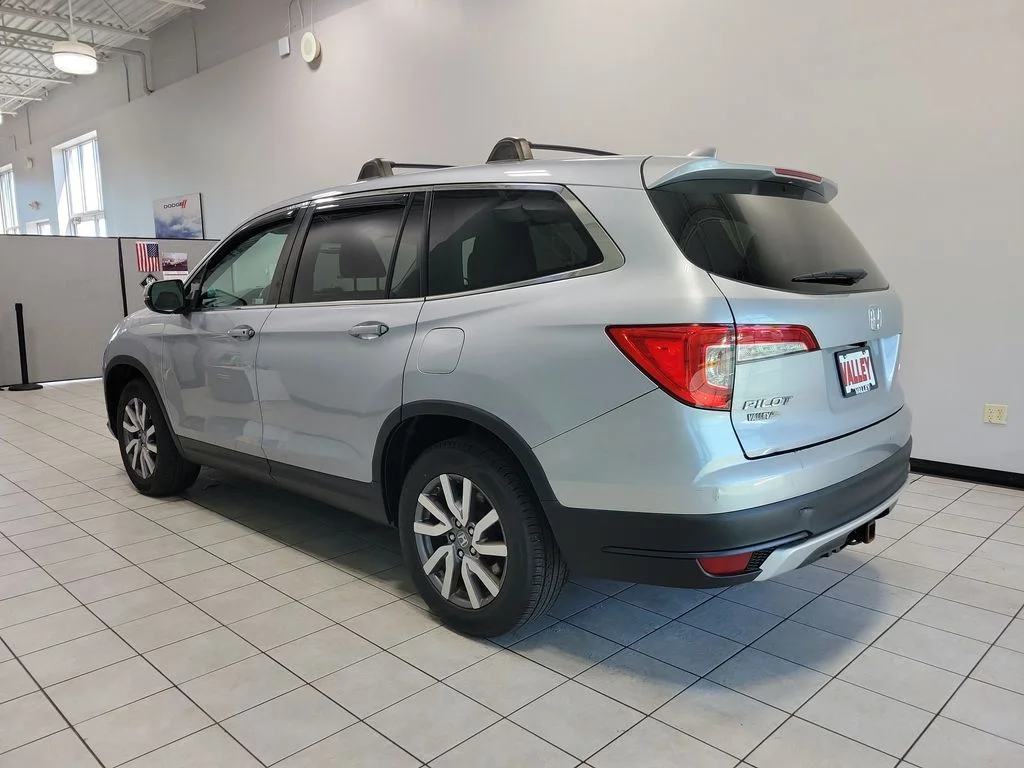 Used 2019  Honda EX-L image 8