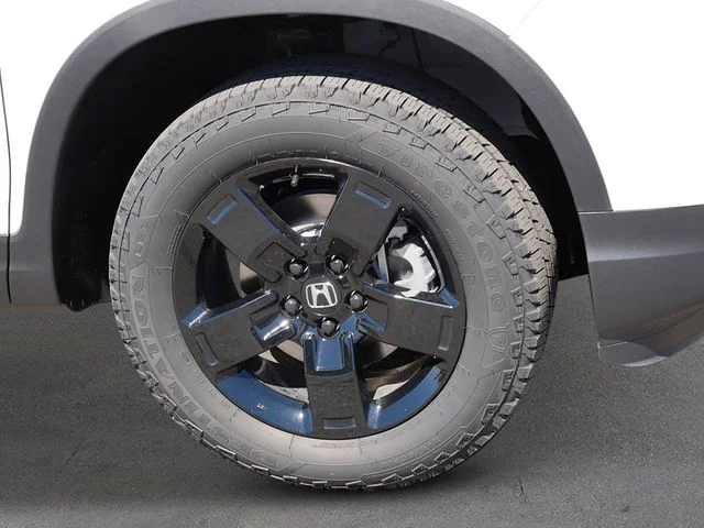 New 2026 Platinum White Pearl Honda Black Edition image 9