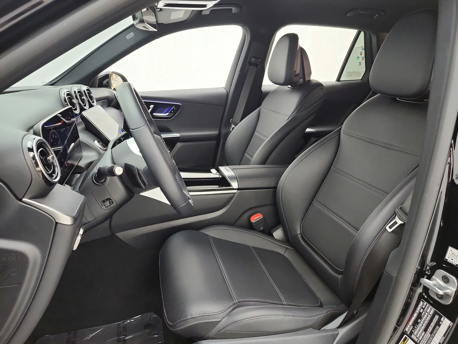 Certified Used 2025 Black Mercedes-Benz GLC 350e 4MATIC® SUV image 21