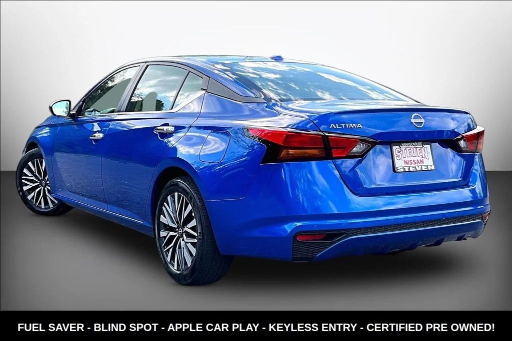 Used 2025 Blue Nissan 2.5 SV image 4