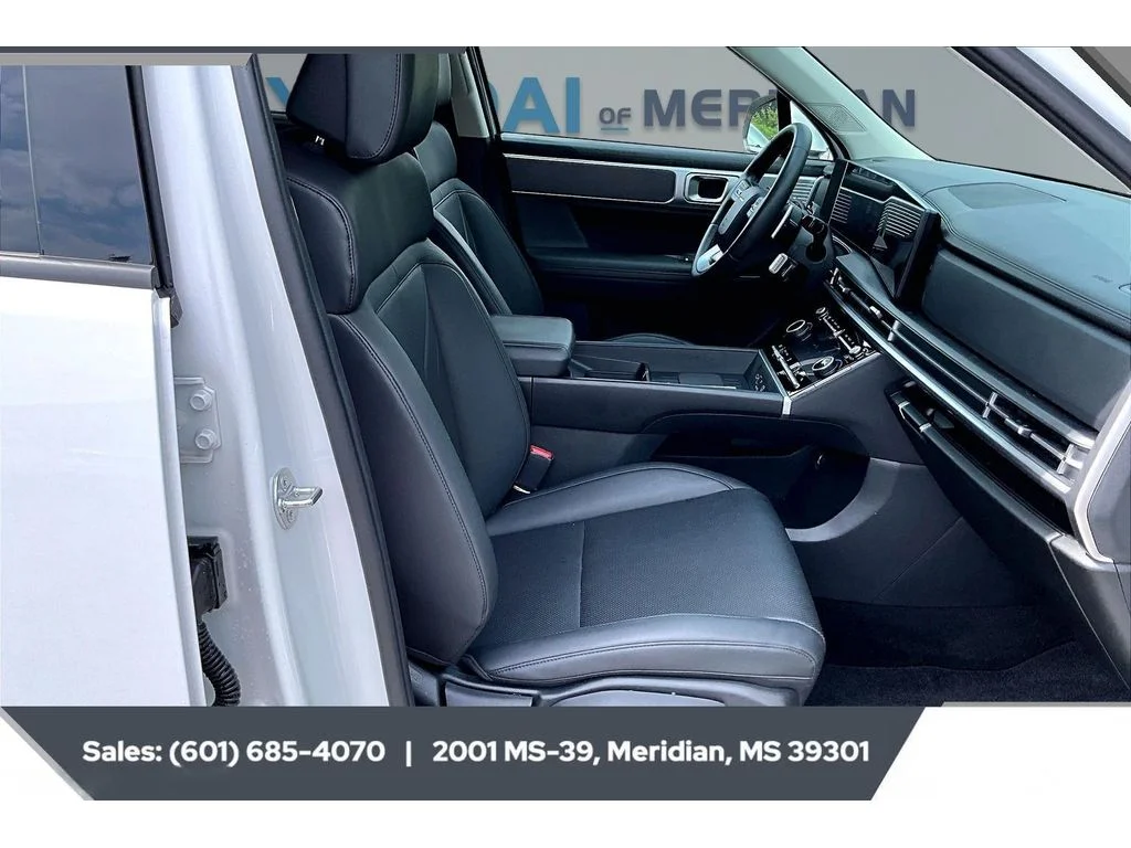 Used 2025 SERENITY WHITE Hyundai SEL image 6