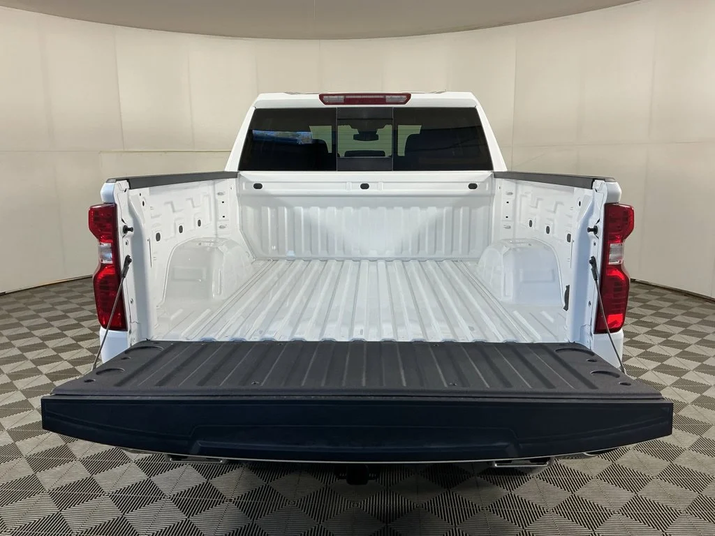 2026 Chevrolet Silverado 1500 LT - Photo 8
