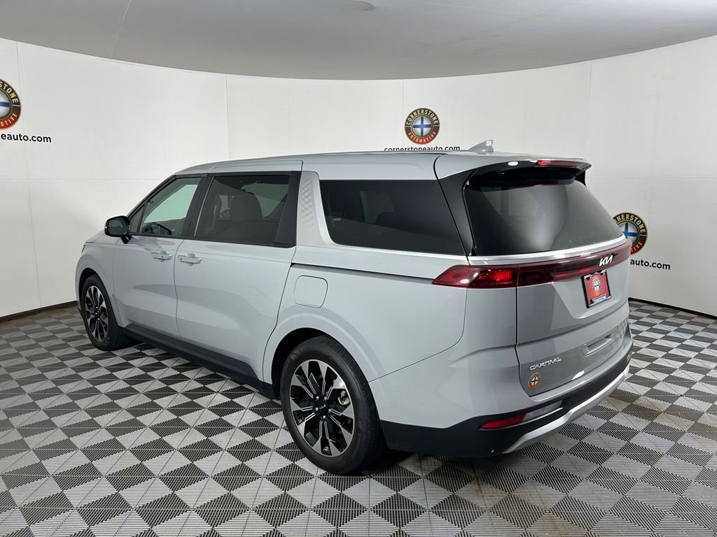 Used 2024 White Kia EX image 18