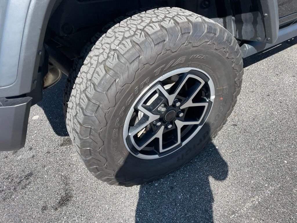 Used 2025 Black Jeep Rubicon image 12