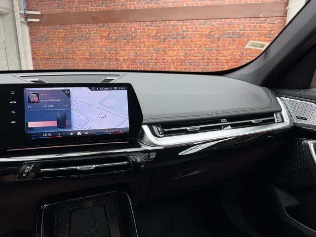 2025 BMW X1 28i - Photo 17