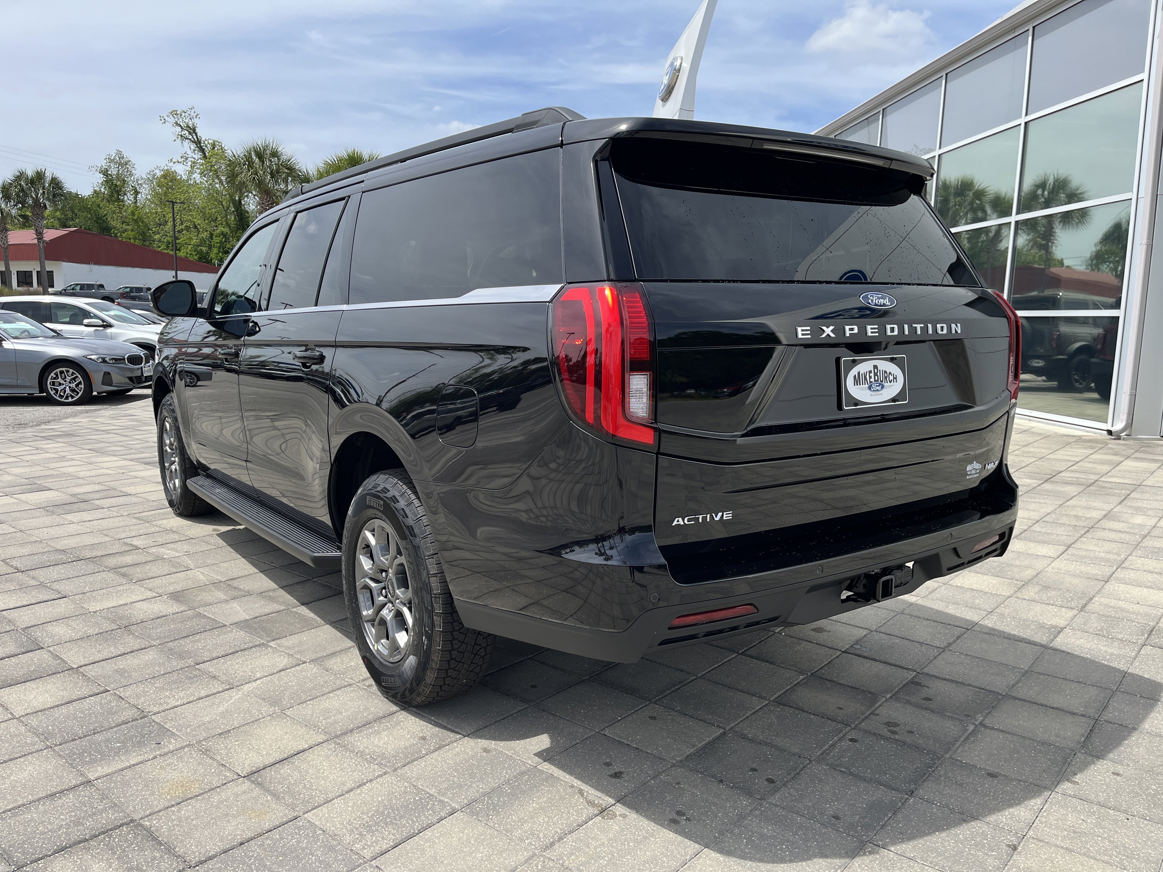 New 2026 Agate Black Metallic Ford MAX Active image 4