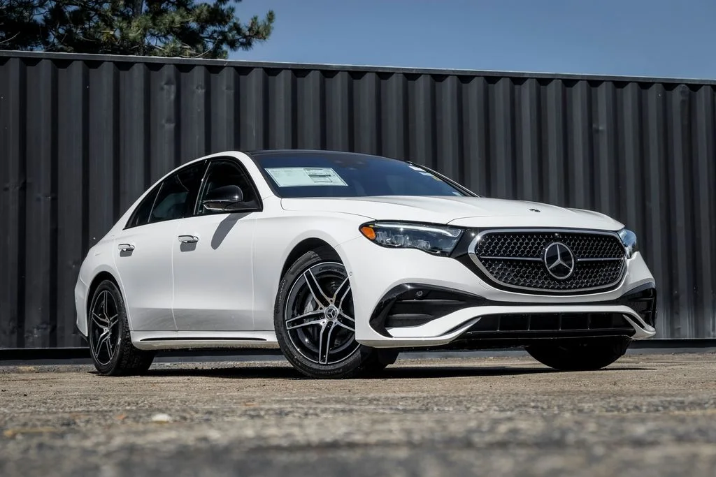 2026 Mercedes-Benz E-Class E450 4MATIC's photo