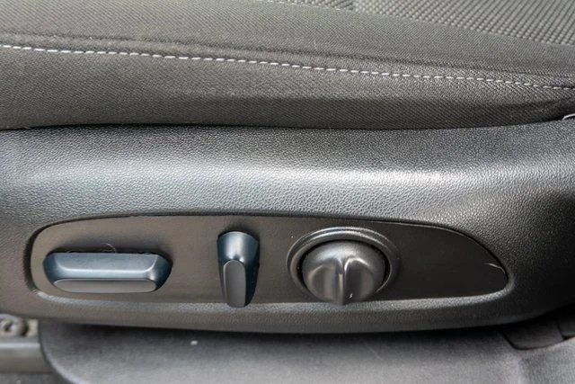 Used 2023 Gray Chevrolet LT image 18