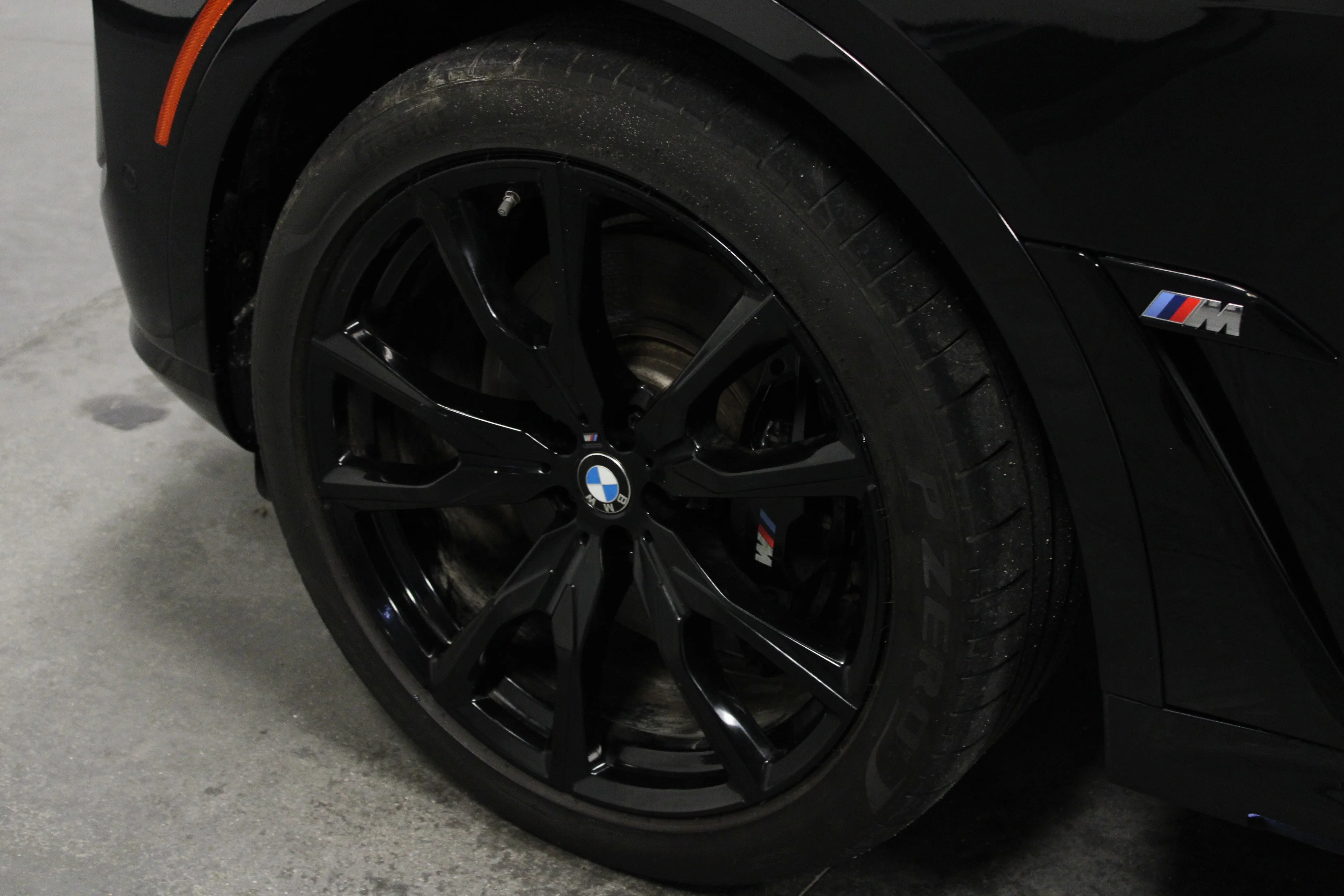 Used 2024 Black Sapphire Metallic BMW M60i image 10