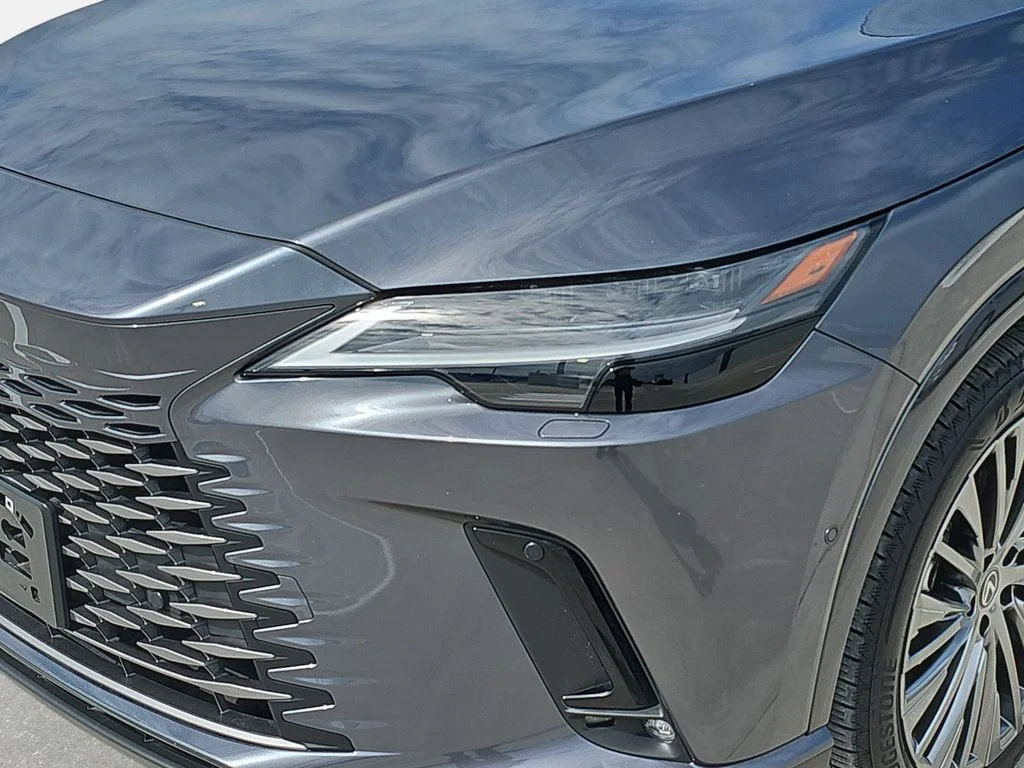 Certified Used 2025 CLOUDBURST GRAY Lexus 450h+ Luxury image 32