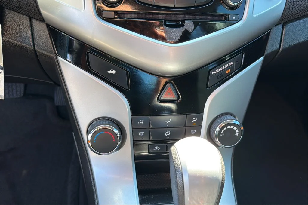 Used 2016 BLACK GRANITE METALLIC Chevrolet LT image 30