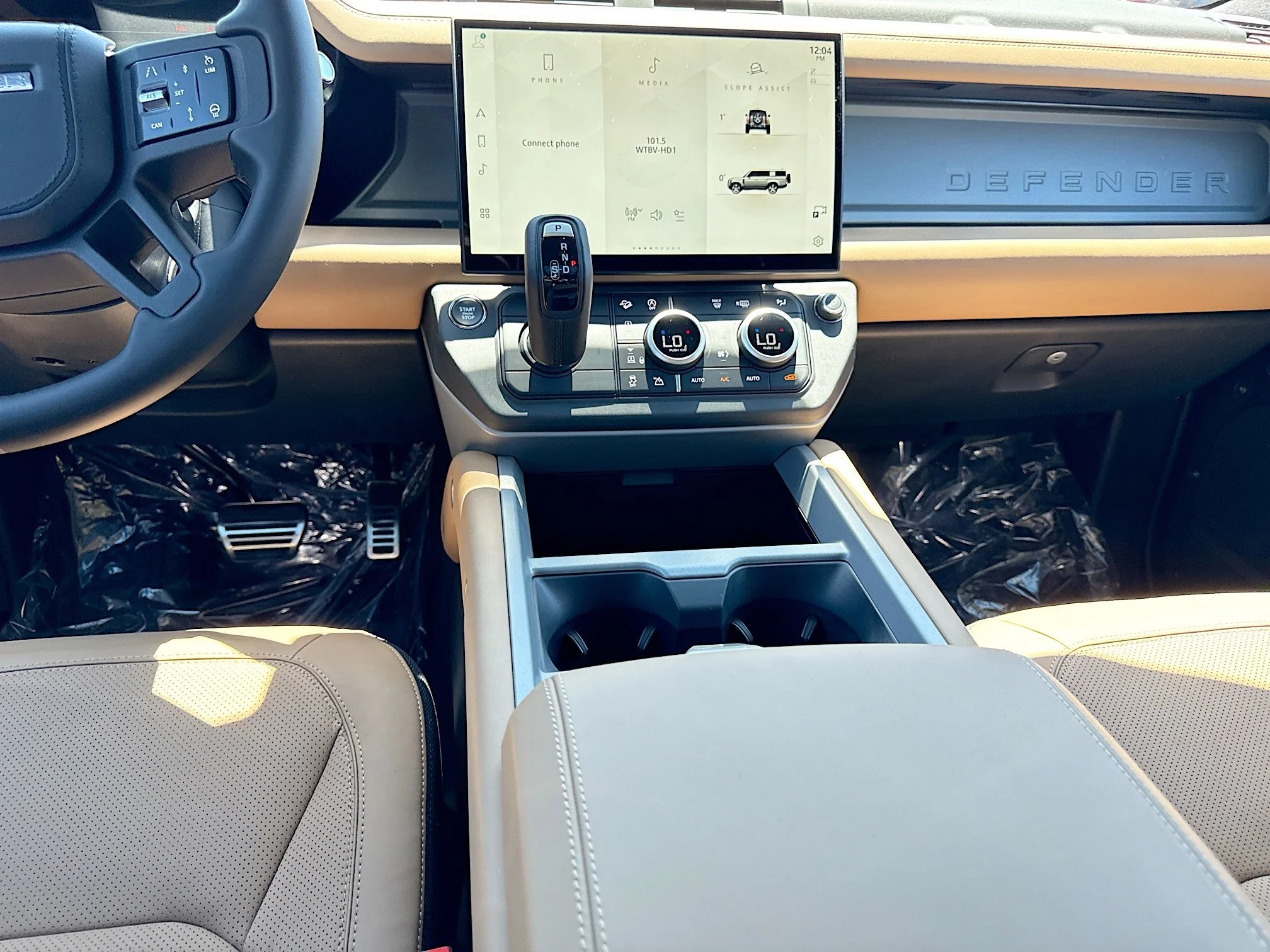 New 2026 Santorini Black Metallic Land Rover X image 18