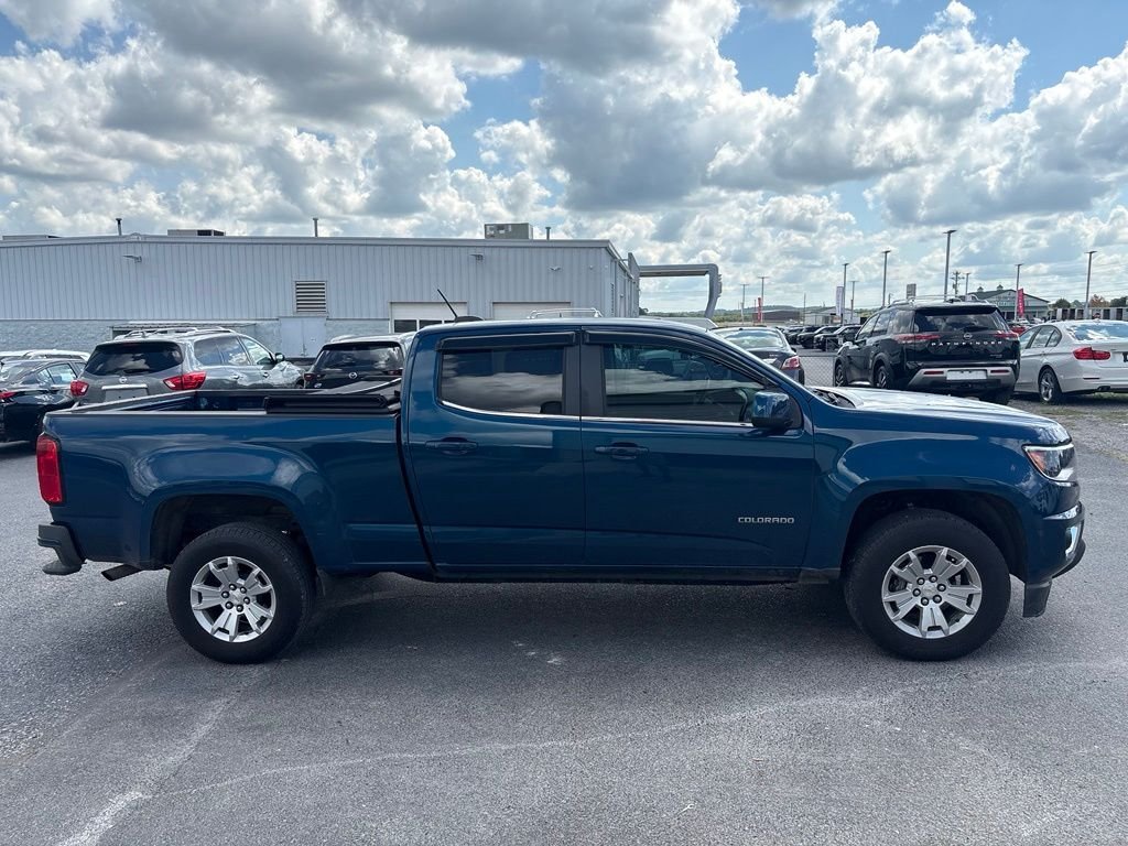 Used 2019 Blue Chevrolet LT image 4