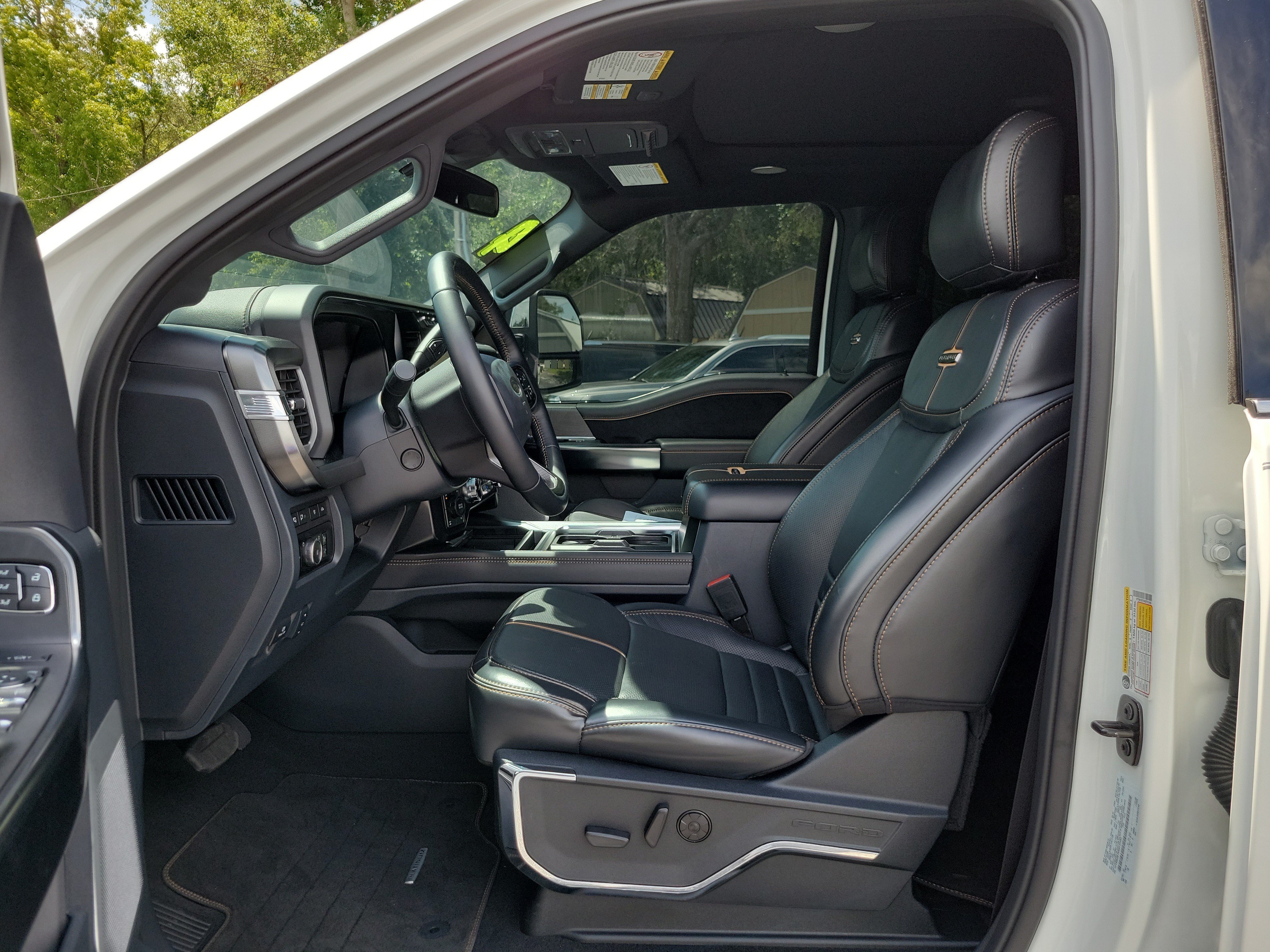 Used 2024 Star White Metallic Tri-Coat Ford Platinum image 18
