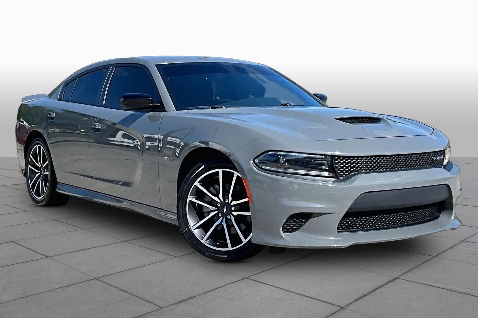 Used 2023 Destroyer Gray Clearcoat Dodge R/T image 3
