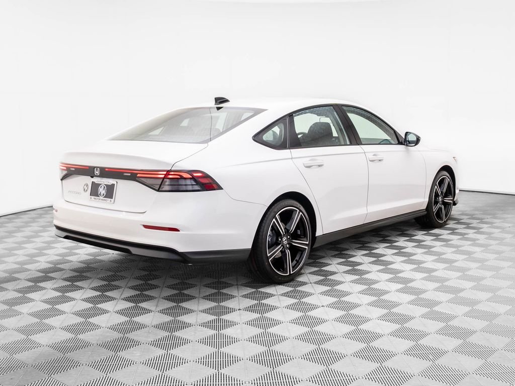 New 2026 Platinum White Pearl Honda SE image 6