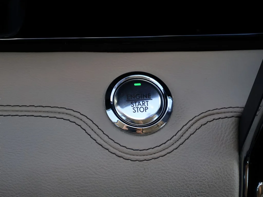 Used 2024 Red Metallic Lincoln Reserve image 30