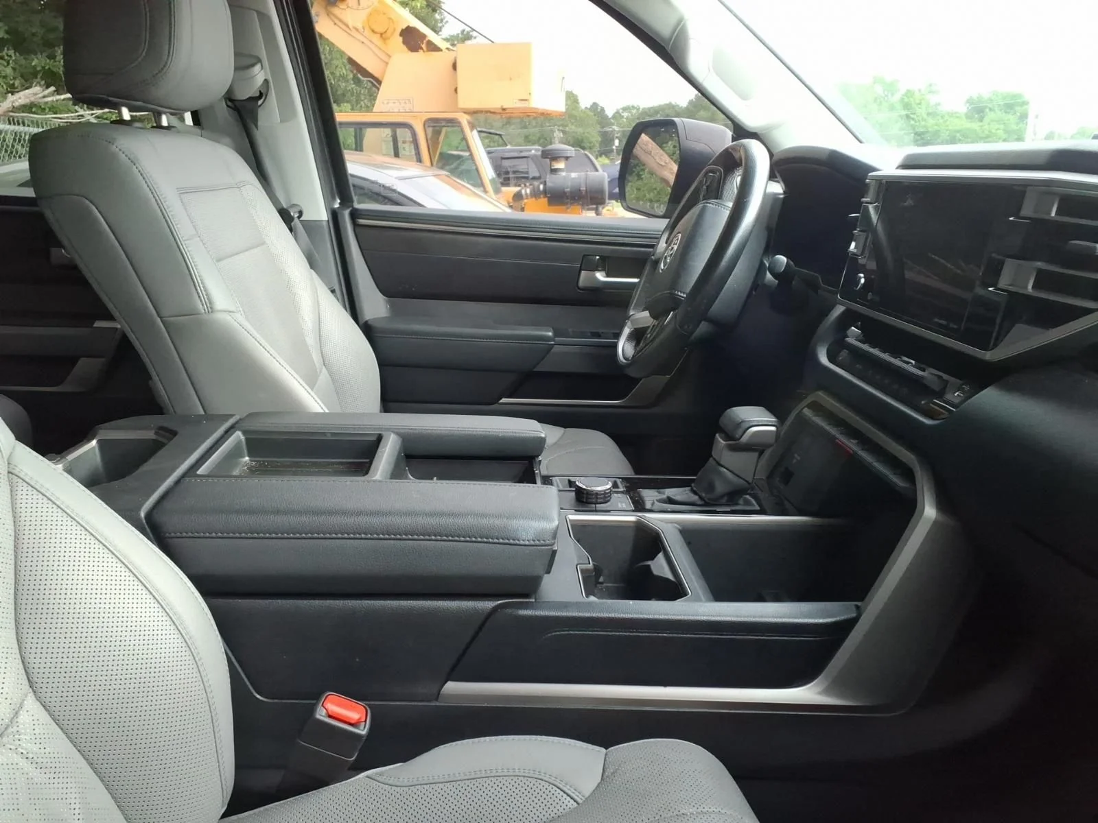 Used 2024 Gray Toyota SR5 image 9