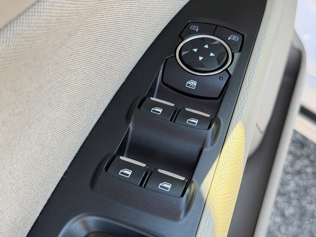 Used 2017 White Ford SE image 24
