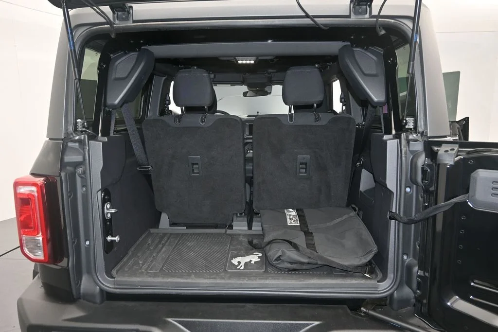 Used 2022 Black Ford Base image 11