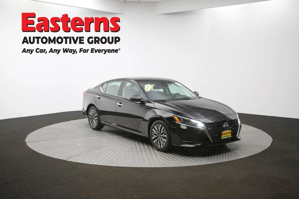 Used 2024 Black Nissan 2.5 SV image 48