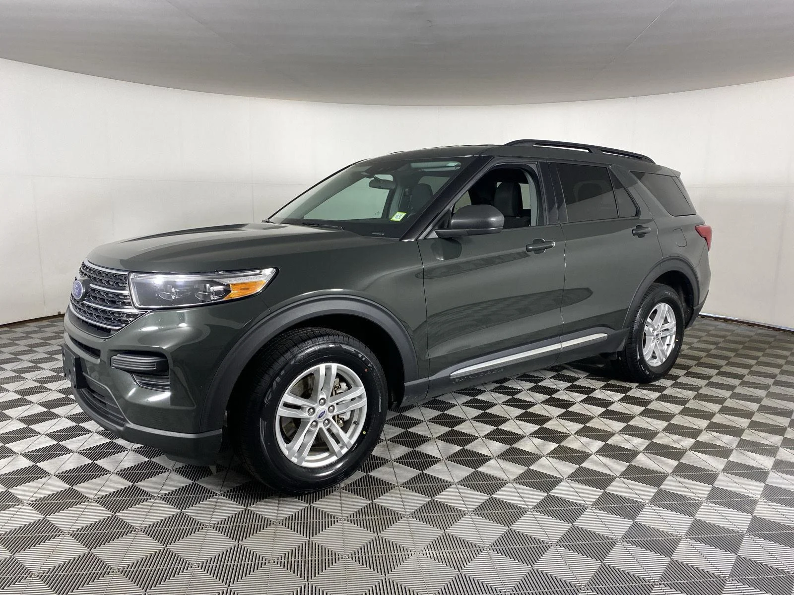 Used 2023 Forged Green Ford XLT image 13