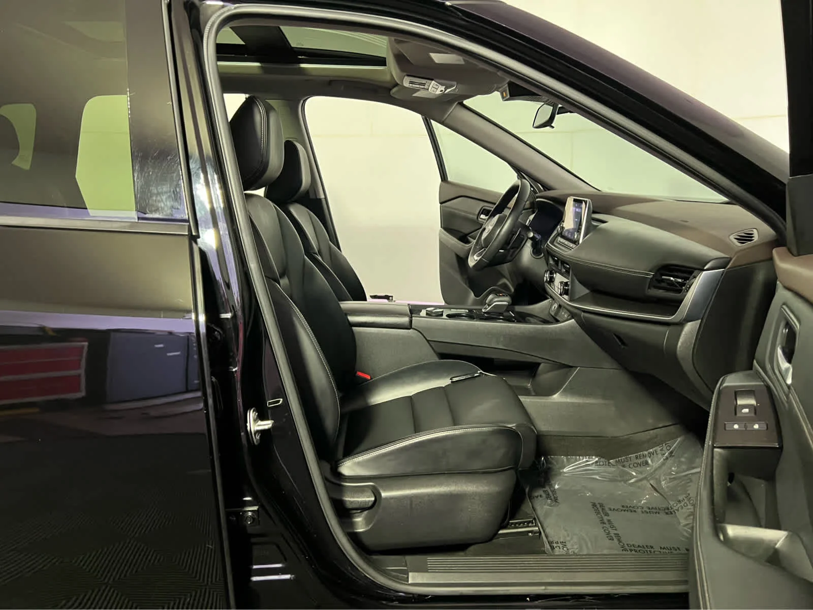 Certified Used 2023 Super Black Nissan SV image 30