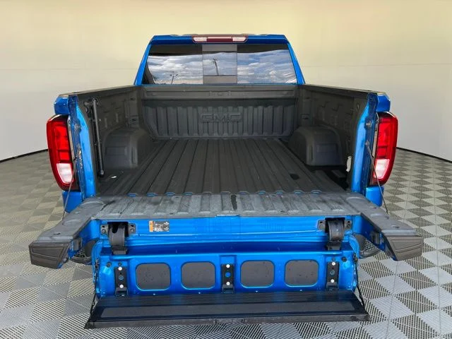 Used 2022 Blue Metallic GMC Elevation image 35