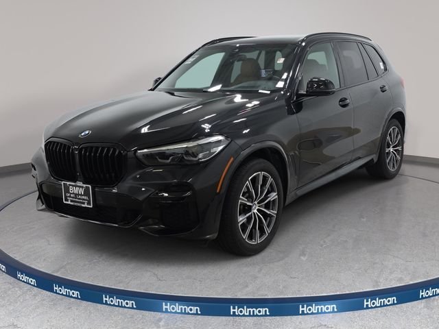 Used 2022 Black Sapphire Metallic BMW xDrive40i image 1
