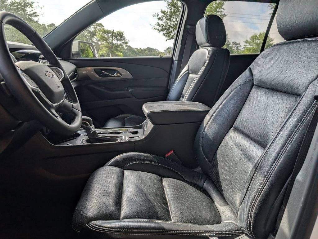 Used 2023 White Chevrolet LT image 14