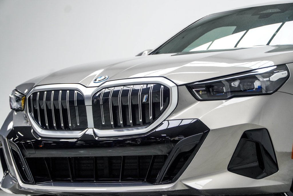 Used 2026 Gray BMW eDrive40 image 2