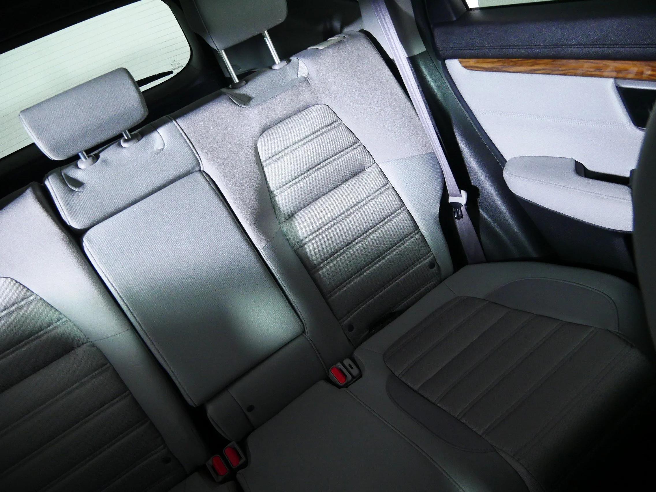 Used 2018 Lunar Silver Metallic Honda EX image 14