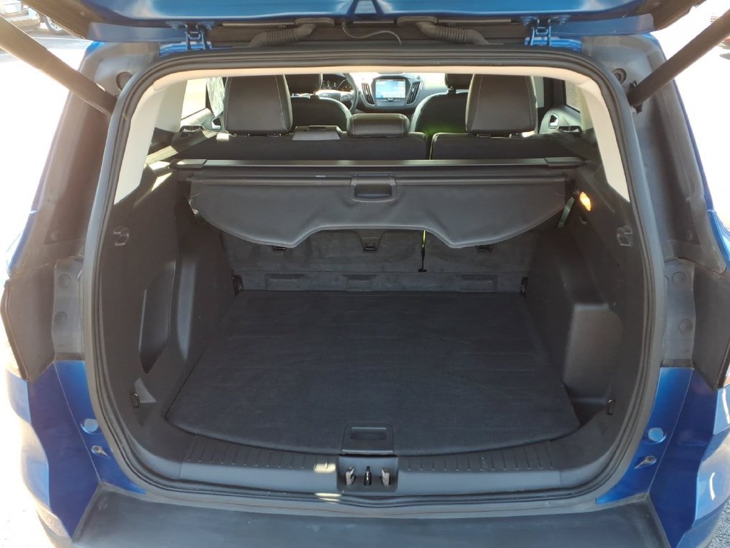 Used 2018 Lightning Blue Metallic Ford SEL image 9