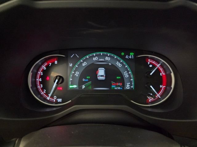 Used 2025 Silver Toyota XLE Premium image 29