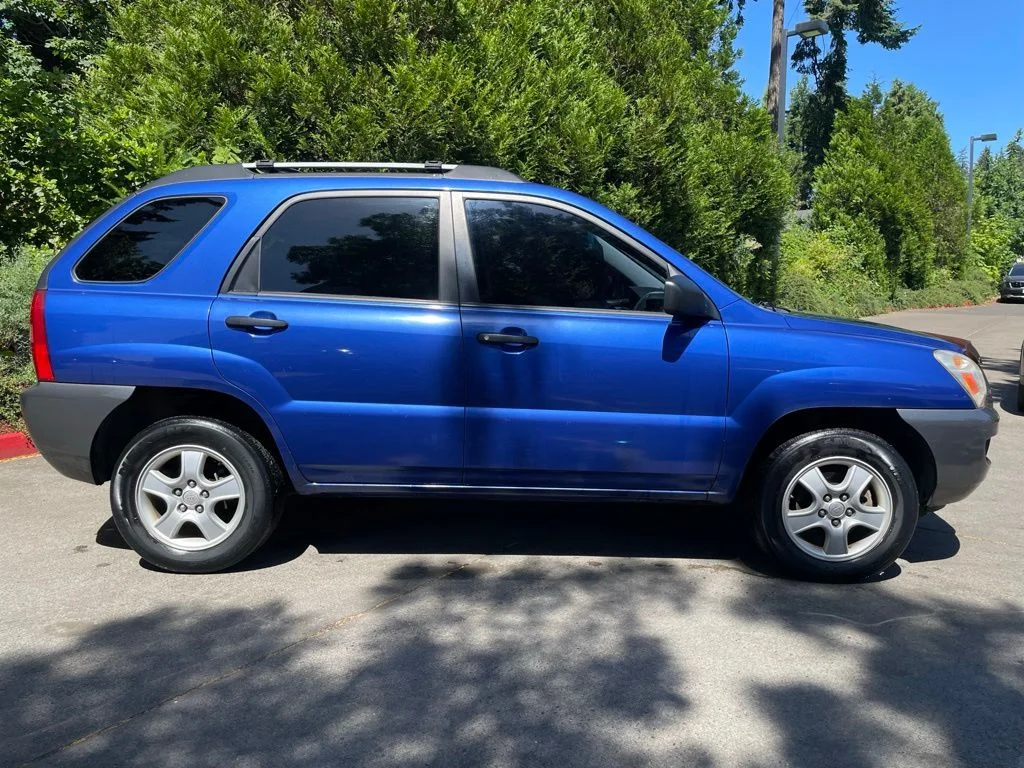 Used 2008 Blue Kia LX image 3