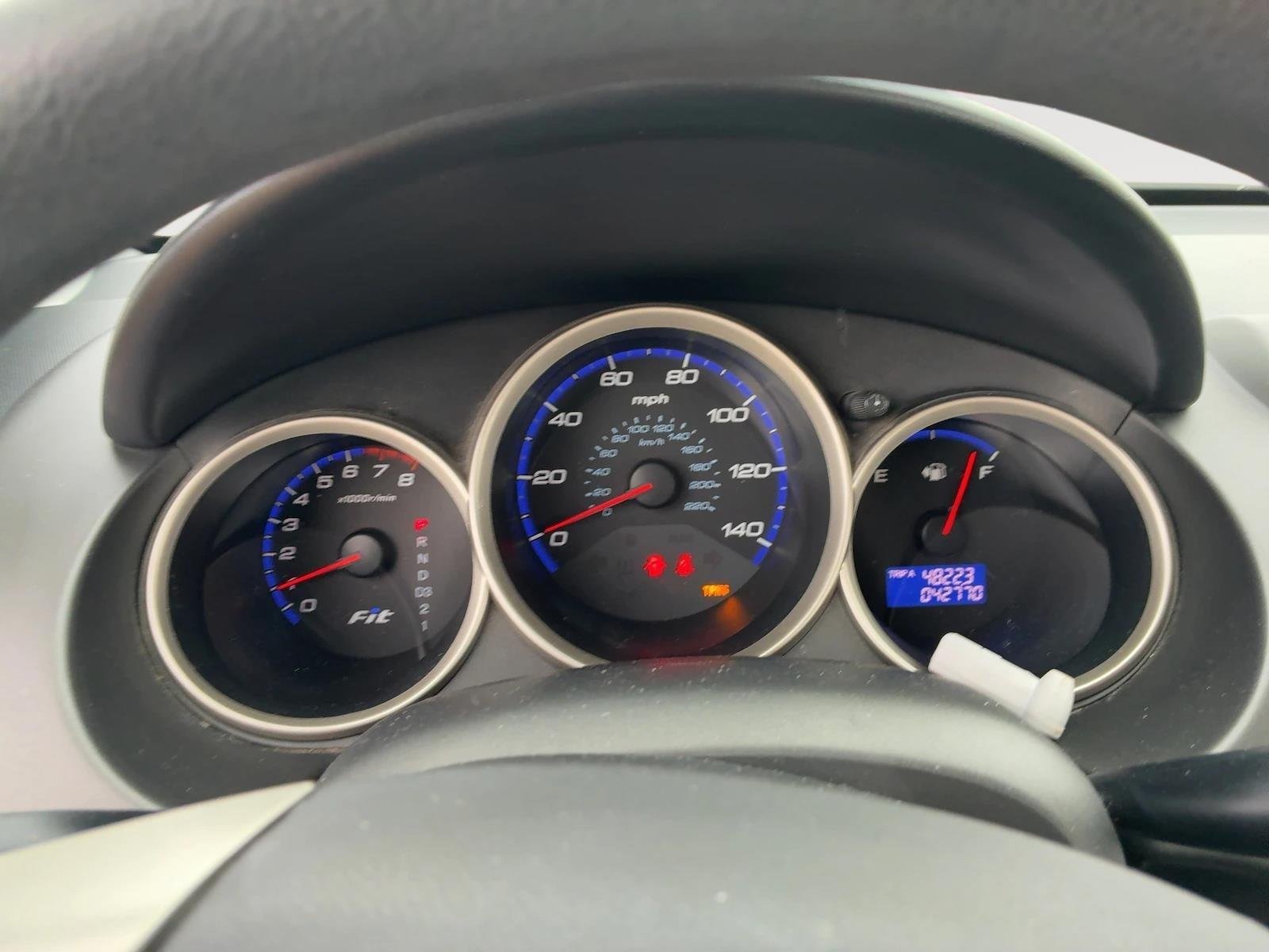 Used 2008 Honda Fit Base with VIN JHMGD38438S001489 for sale in Kansas City