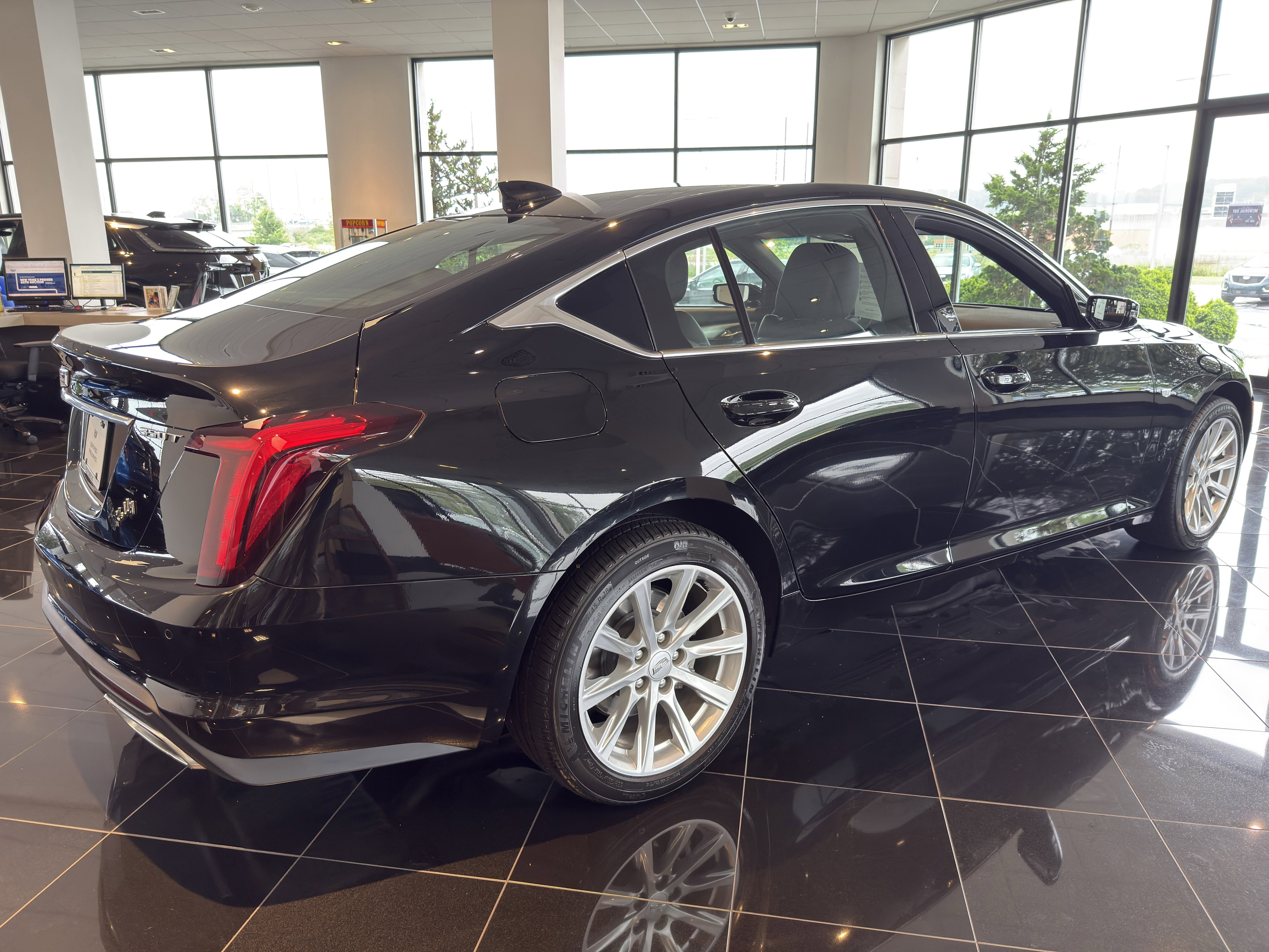 2023 Cadillac CT5 Luxury - Photo 6