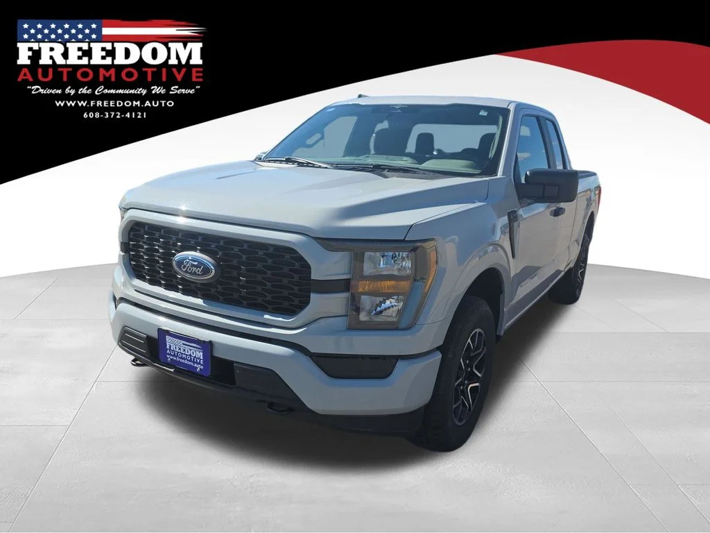 Used 2023 White Ford XL image 1