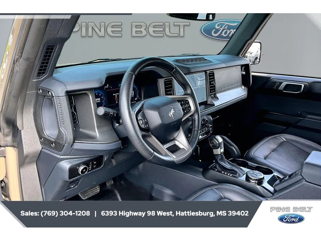 Used 2025 GRAY Ford Badlands image 12