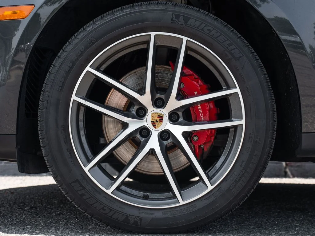 Used 2023  Porsche S image 12
