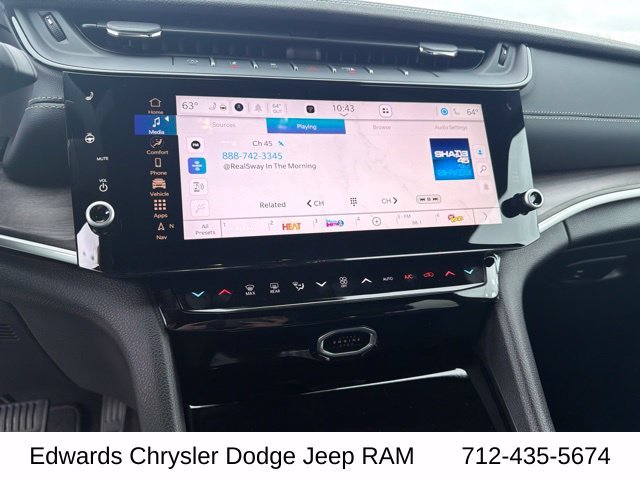 New 2027 High-Gloss Black Paint Jeep Limited image 19