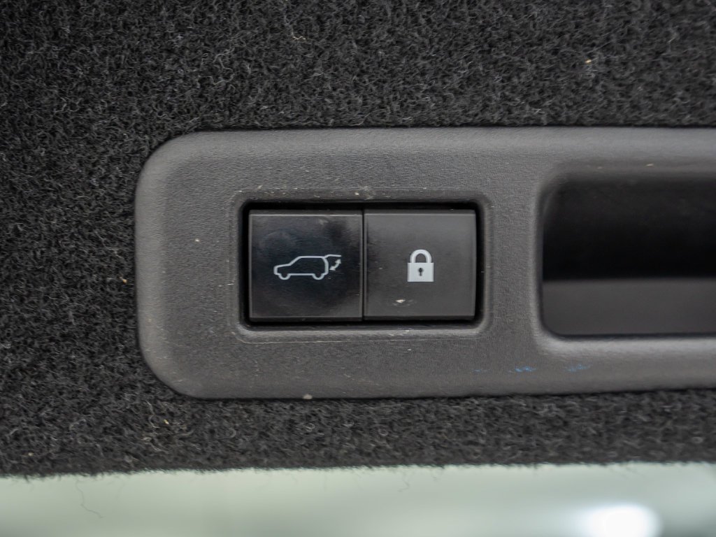 Used 2020 Atomic Silver Lexus 350 image 21