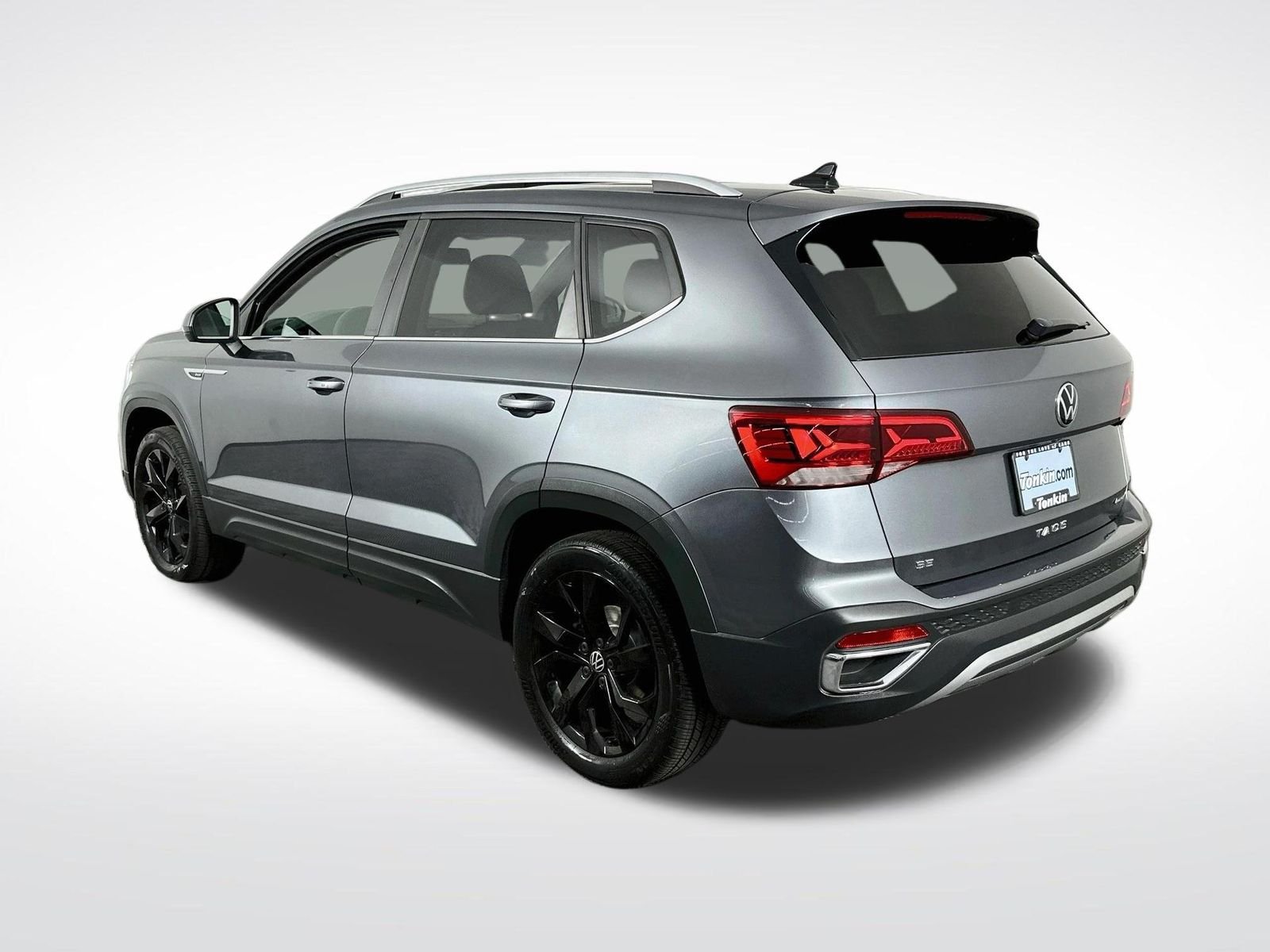 Used 2022 Platinum Gray Metallic Volkswagen 1.5T SE image 6