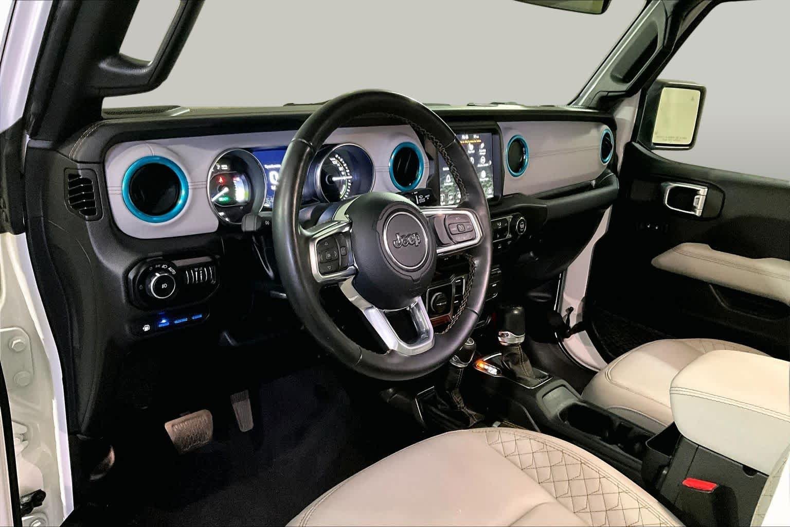 Used 2022 Bright White Clearcoat Jeep Unlimited Sahara High Altitude image 16